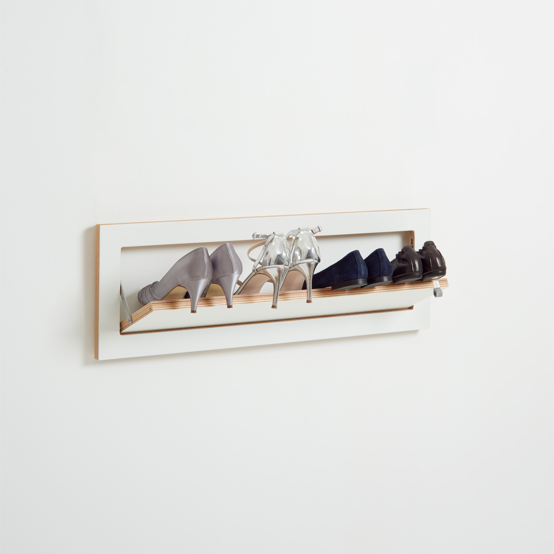 FL020002-Flaepps-Shelf-80x27-1-AMBIVALENZ-Web-1to1-12