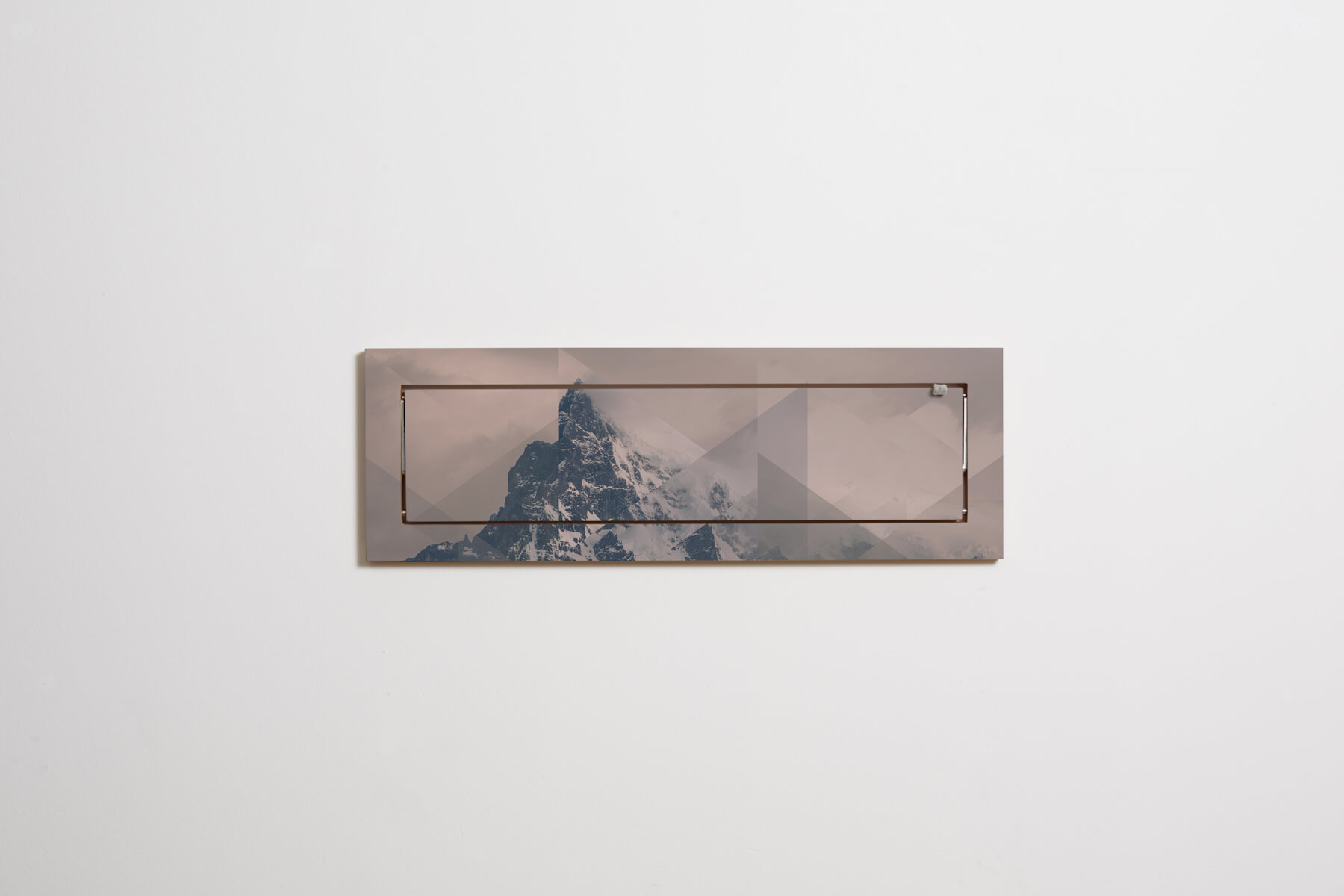 FL060047-Flaepps-Shelf80x27-1-Puerto-Natales-Joe-Mania-2-web