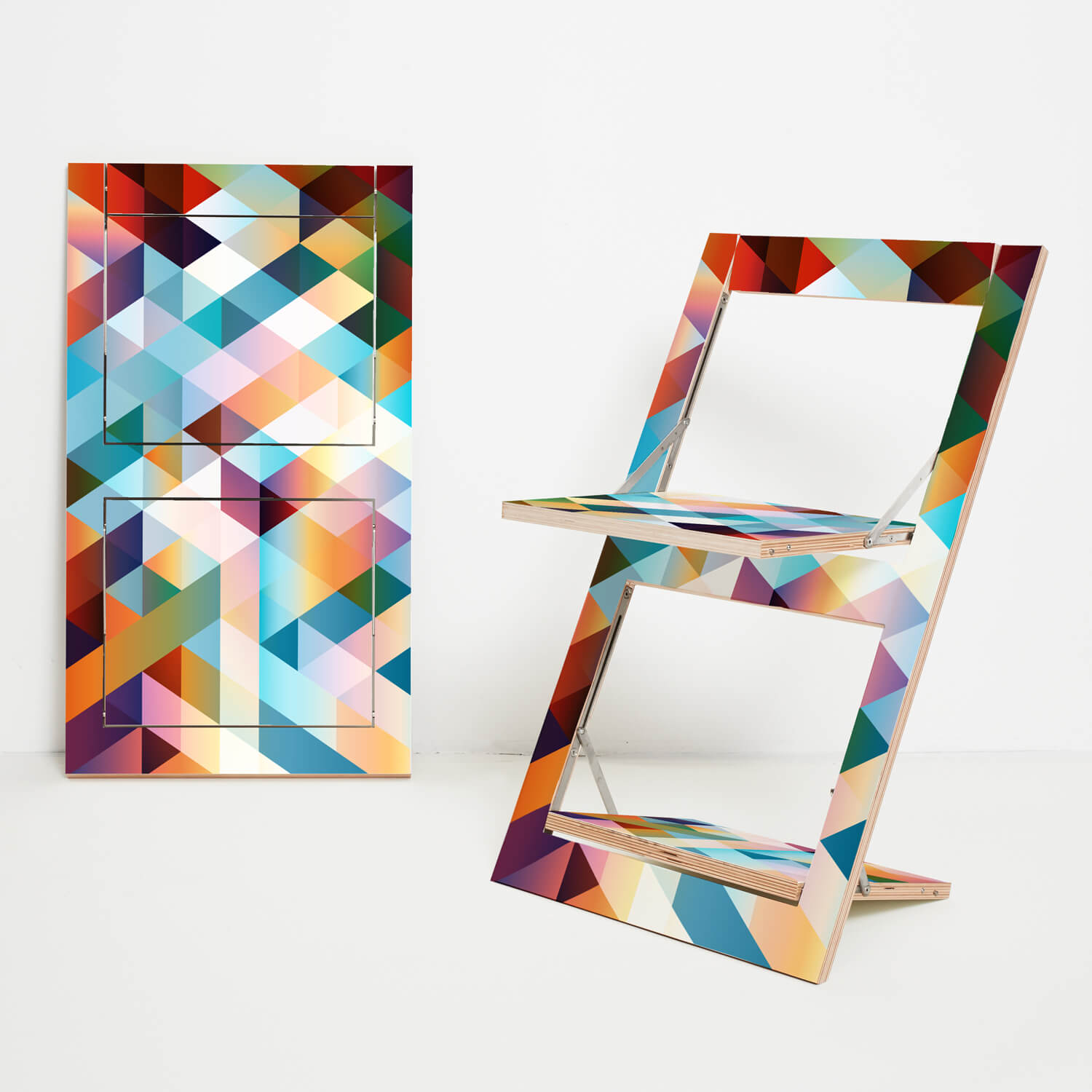 Flaepps-Klappstuhl-Folding-Chair-criss-cross-red-AMBIVALENZ-HR-1to1