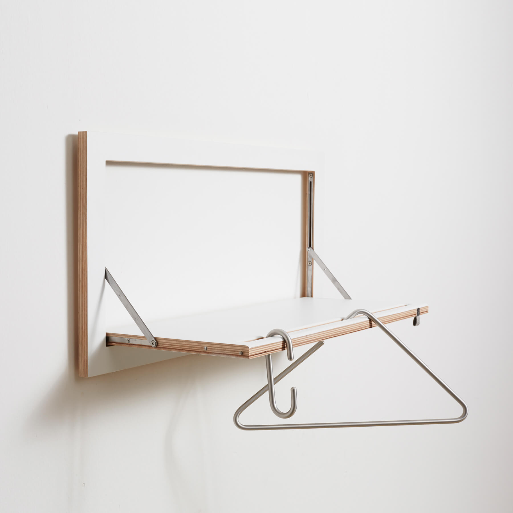 Flaepps-Kleiderstange-Clothes-Rail-Haengrail-AMBIVALENZ-HR-4